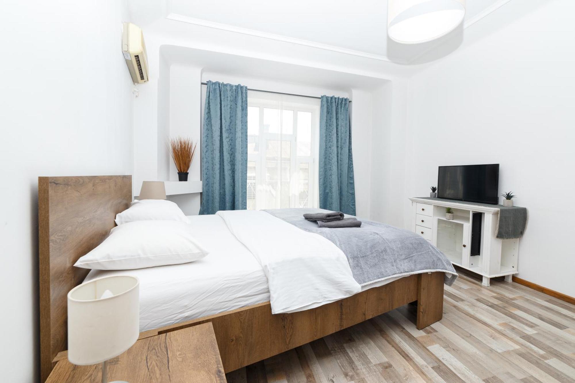 Color Apartments Blanari Street Βουκουρέστι Εξωτερικό φωτογραφία