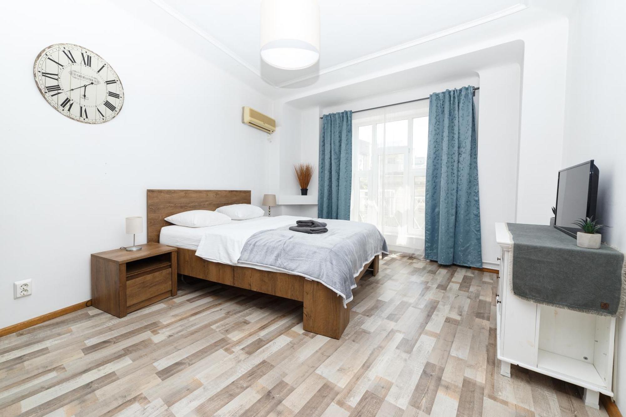 Color Apartments Blanari Street Βουκουρέστι Εξωτερικό φωτογραφία