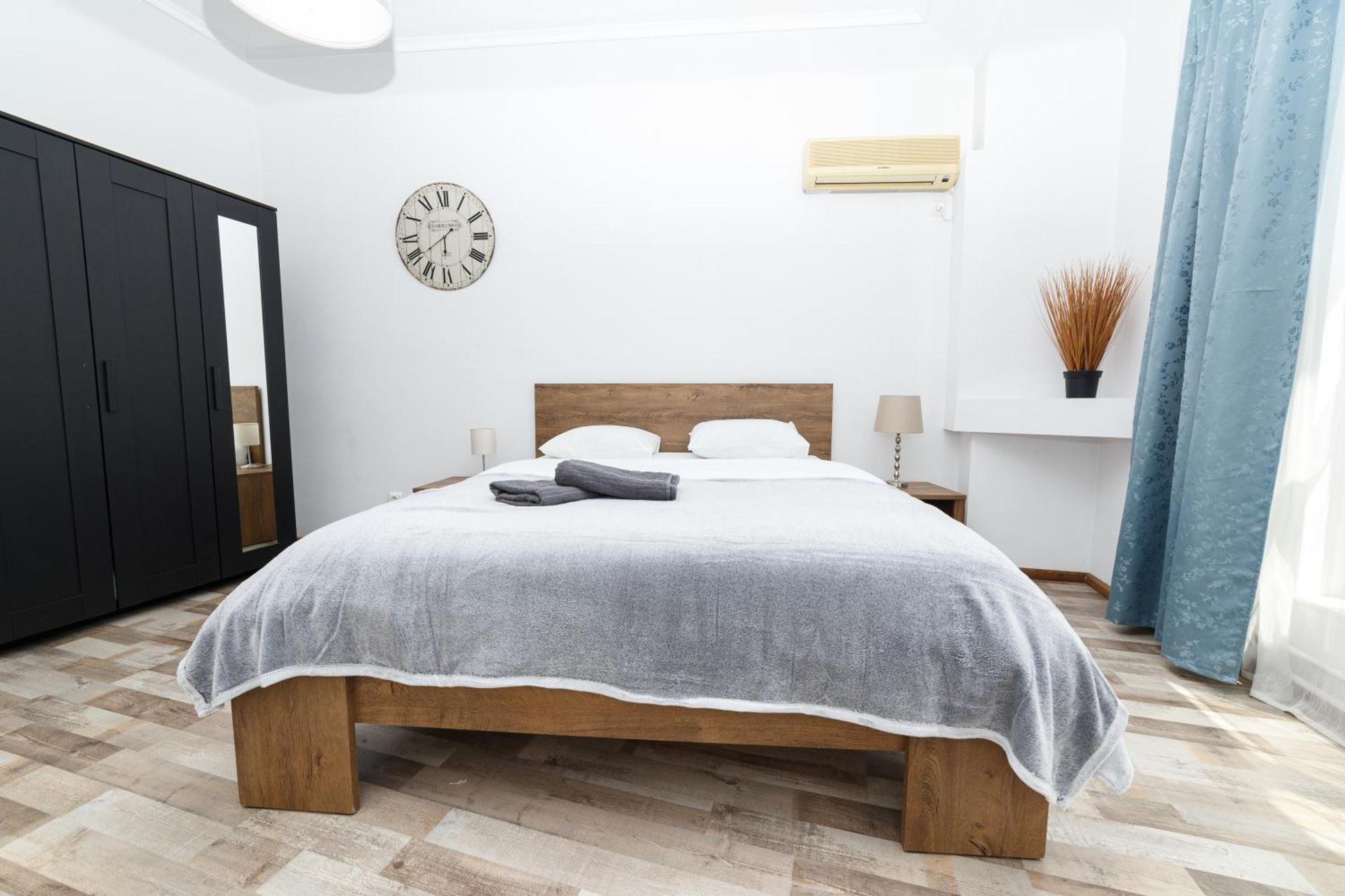 Color Apartments Blanari Street Βουκουρέστι Εξωτερικό φωτογραφία