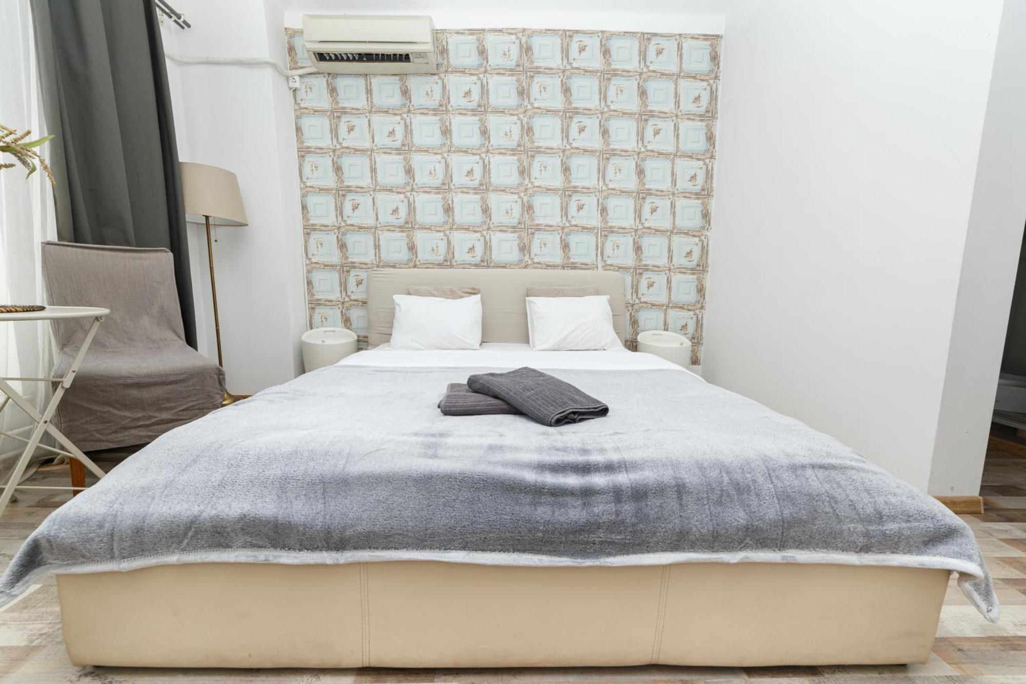 Color Apartments Blanari Street Βουκουρέστι Εξωτερικό φωτογραφία