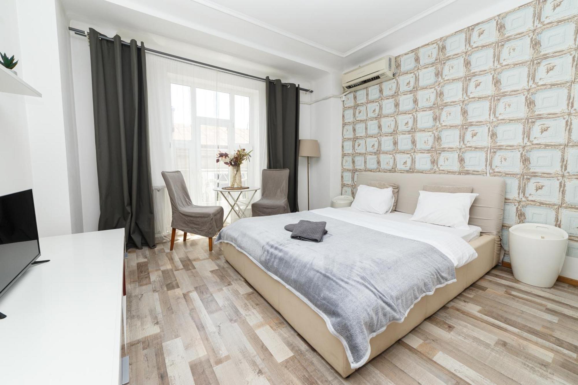 Color Apartments Blanari Street Βουκουρέστι Εξωτερικό φωτογραφία