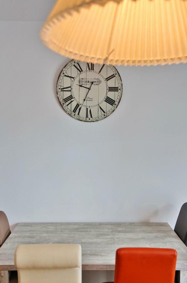 Color Apartments Blanari Street Βουκουρέστι Εξωτερικό φωτογραφία