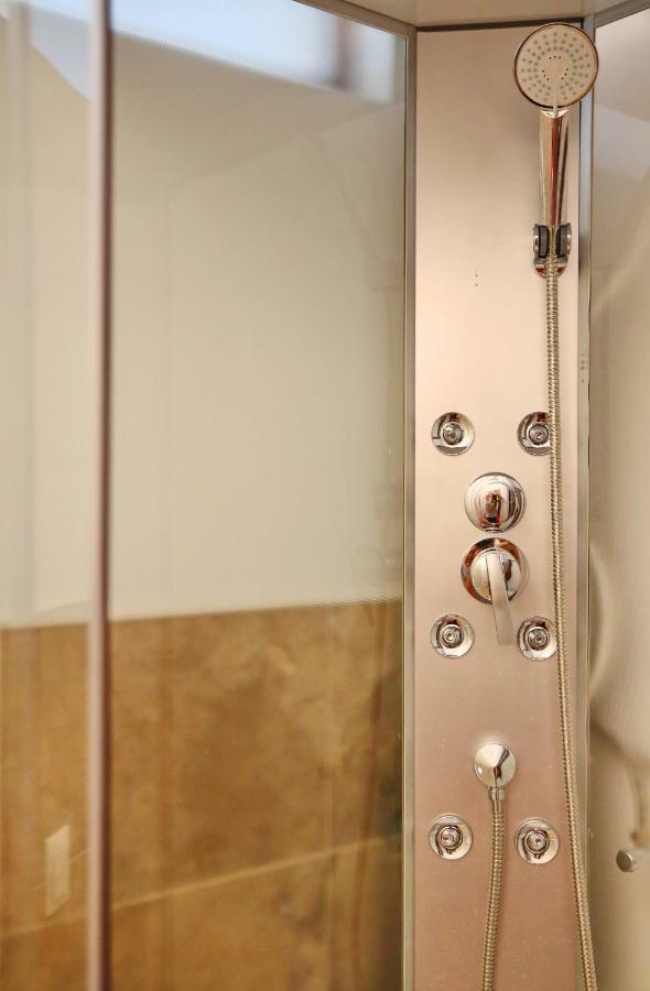 Color Apartments Blanari Street Βουκουρέστι Εξωτερικό φωτογραφία