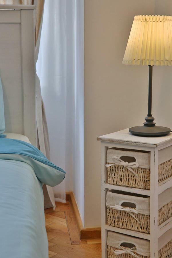 Color Apartments Blanari Street Βουκουρέστι Εξωτερικό φωτογραφία