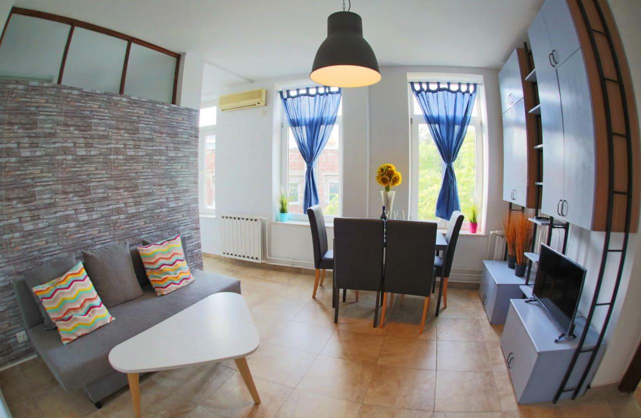 Color Apartments Blanari Street Βουκουρέστι Εξωτερικό φωτογραφία